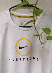 Nike LIVESTRONG T-Shirt