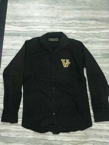 Branded Black 🖤 Shirt