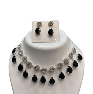Elegant Black Stone Necklace Set