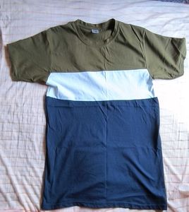 Olive &amp; White Crewneck Tee - XL