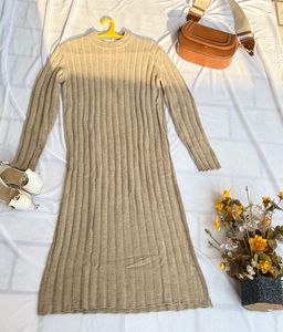 Ribbed Knit Midi Dress