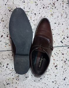 Salvatore Ferragamo Leather Shoes For Men, Size 8