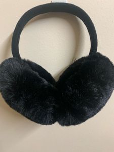 Cozy Black Faux Fur Earmuffs🐰🎀