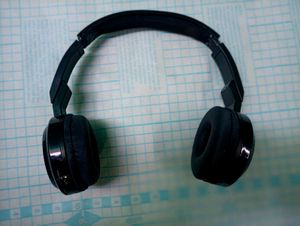 Headphone GVT-6100 Good Condition
