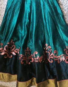 Women&#39;s Ethnic Gown For Occasions...