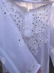 White Embroidered Kurta