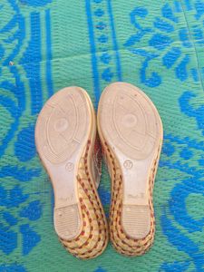 Sandal