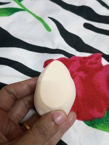 MAC Beauty Blender