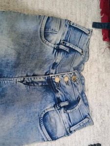 Skinny Damage  High Waist Jeans