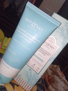 Dot & Key Face Cream