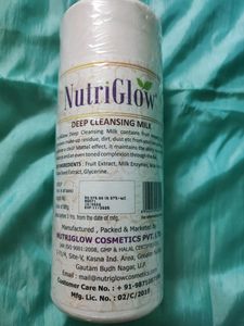 NutriGlow Deep Cleaning milk With Fruit Extract