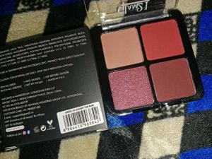 Glam 21 Eyeshadow Palette And Lip Gloss