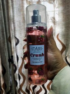 Victoria&#39;s Secret Love &amp; Itari Crush Combo