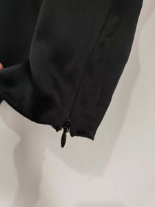 Topshop Keyhole Short Sleeve Crop
