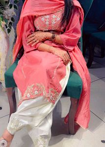 Stiched Elegant Embroidered Kurta Set