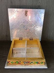 Home Decor And Use Dry Fruits
