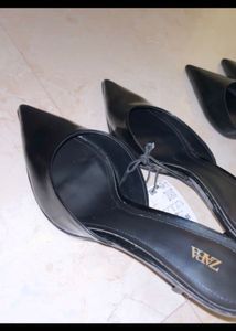 ZARA Patent Effect Mules