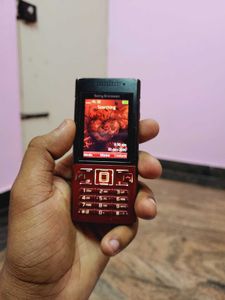 Sony Ericsson T700