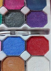 Blue Heaven Eyeshadow Palette