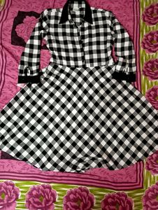 Black And White Checker Top