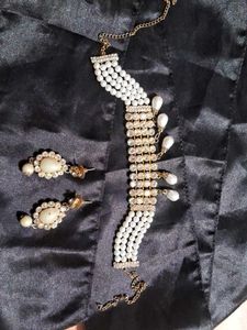 Neckless Set