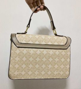Old Money Luxurious Beige Patterned Handbag