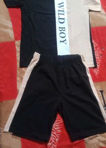 Stylish T-Shirt nikkar set