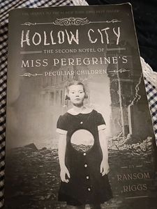 Hollow City