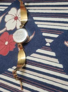 Vintage Raga Titan Gold Watch