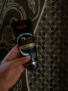 vlcc Charcoal Peel Of Mask
