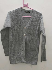 Heavy Winter Grey Woman Cardigan