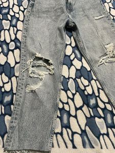 Jean Sale For One Hour