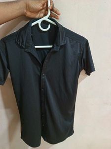 🔥 Sleek Black Half-Sleeve Shirt, Trendsetter✅