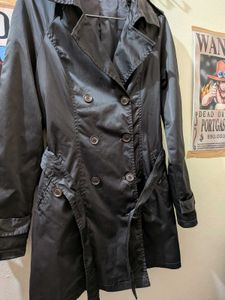 Classic Black trench coat -double breasted