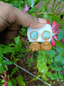Golden Light Emerald  Earring