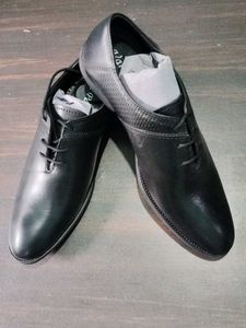 Classic Black Formal Shoes