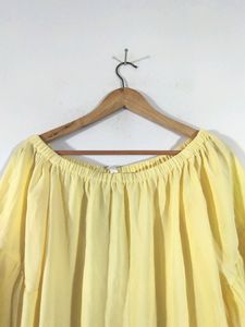 💛Light Yellow Top💛