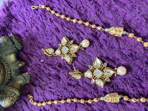 Elegant Gold Kundan Necklace &amp; Earrings Set