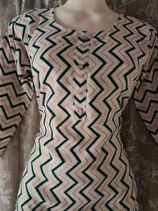 Zigzag Print Short Kurti