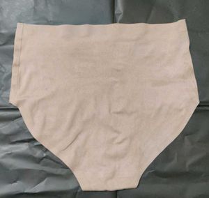 Seamless Briefs