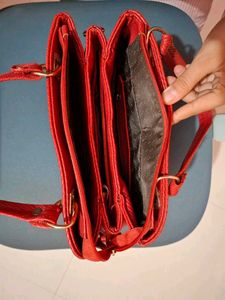 Stylish textured red handbag for women