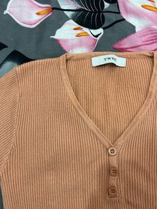 Orange Top
