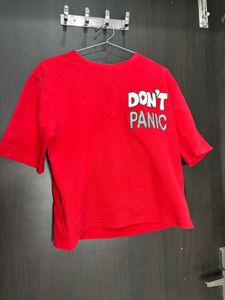 Red Don&#39;t Panic Graphic Tee