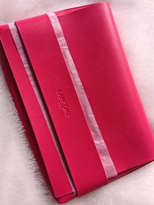 Lancome Clutch 💕♥️