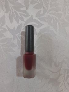 Lady Fashion Maroon Nail Polish