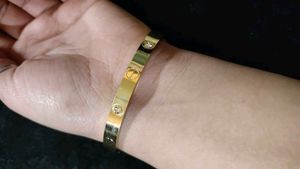 Elegant Gold-Tone Bracelet