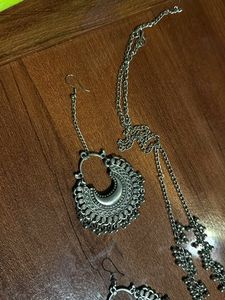 Silver Tone Jewelry Set