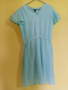 Polyester A-line dress with ruffled sleeves & Side tie ups