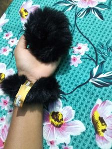 Fluffy Hair Tie