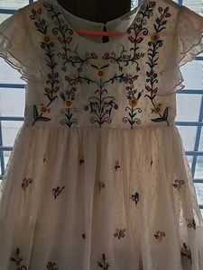 Girls&#39; Embroidered Dress